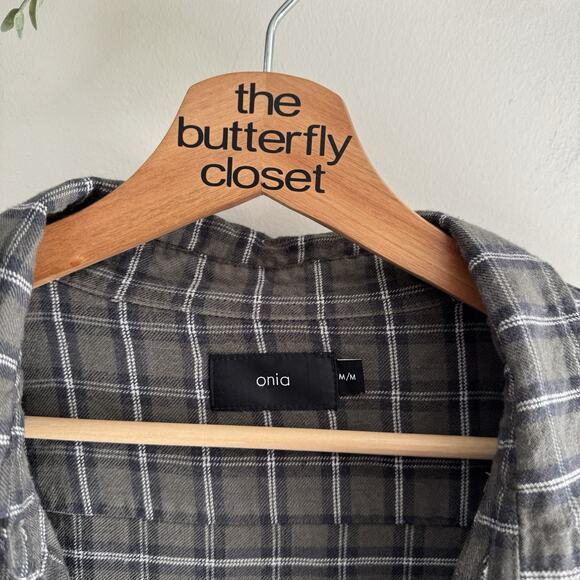 Mens Onia Grey Button Down Collared Viscose Shirt Medium CD4441 - Picture 2 of 5